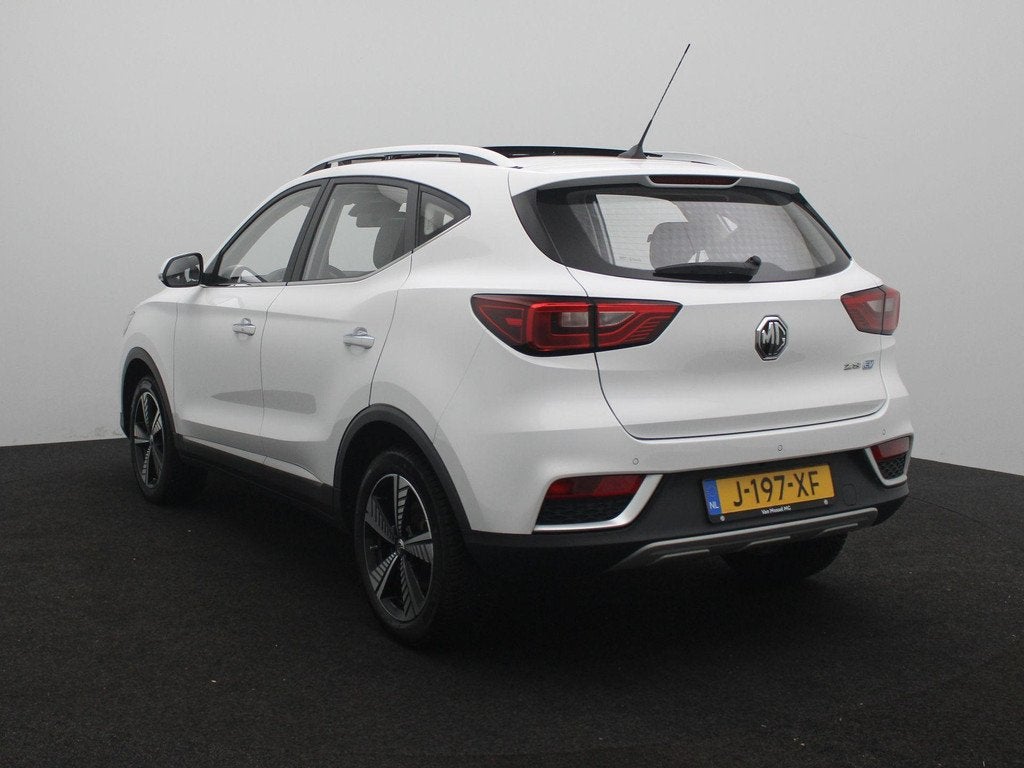 MG ZS EV Luxury 45 kWh | Leder | Navi | Panoramadak | CarPla, Auto's, MG, Gebruikt, 143 pk, ZS, 1507 kg