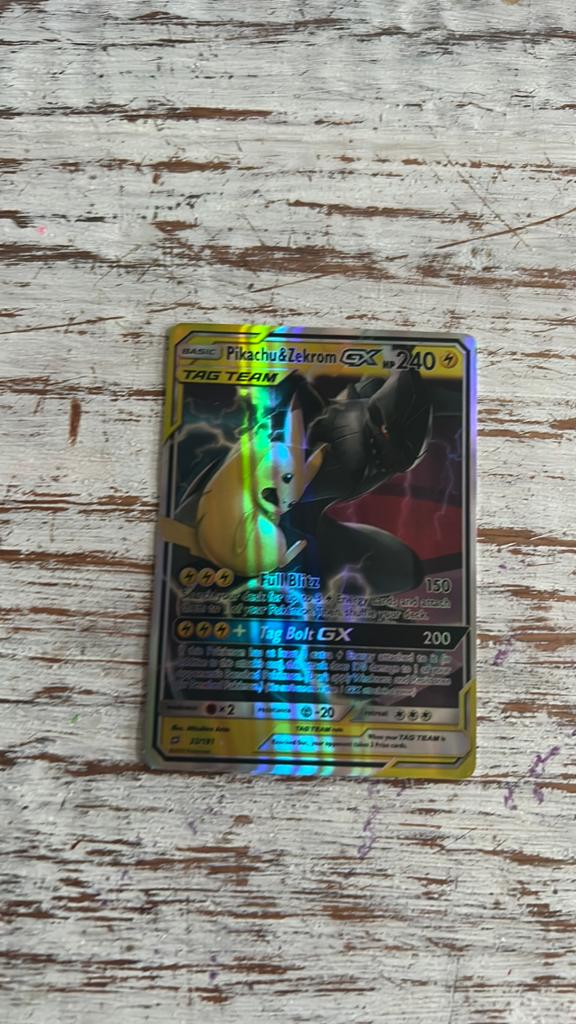 Pikachu & Zekrom GX TAG TEAM Pokémon kaart, Ophalen of Verzenden, Zo goed als nieuw, Losse kaart, Foil