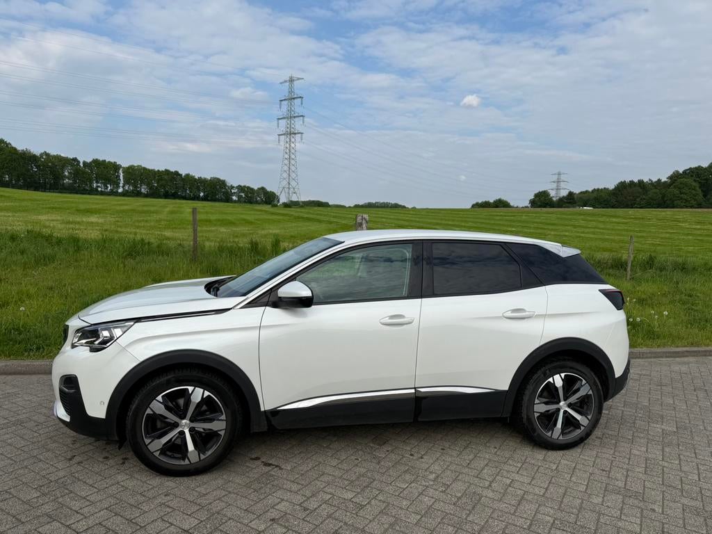 Peugeot 3008 1.2 Puretech 130pk S&S EAT 2020 Wit, Auto's, 1295 kg, 1199 cc, Wit, 690 kg