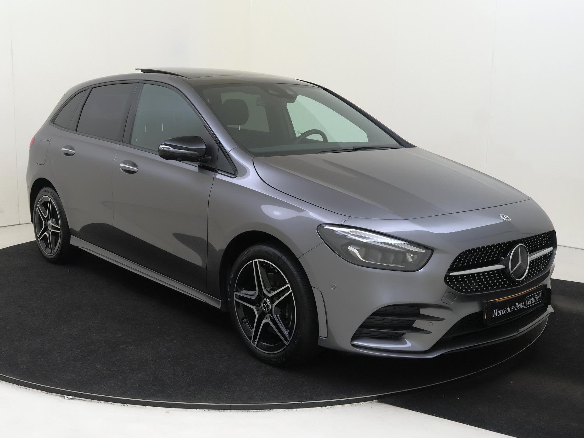 Mercedes-Benz B-klasse 250e Business Solution AMG-Line / Pan, Gebruikt, 4 cilinders, 16 kWh, Leder en Stof