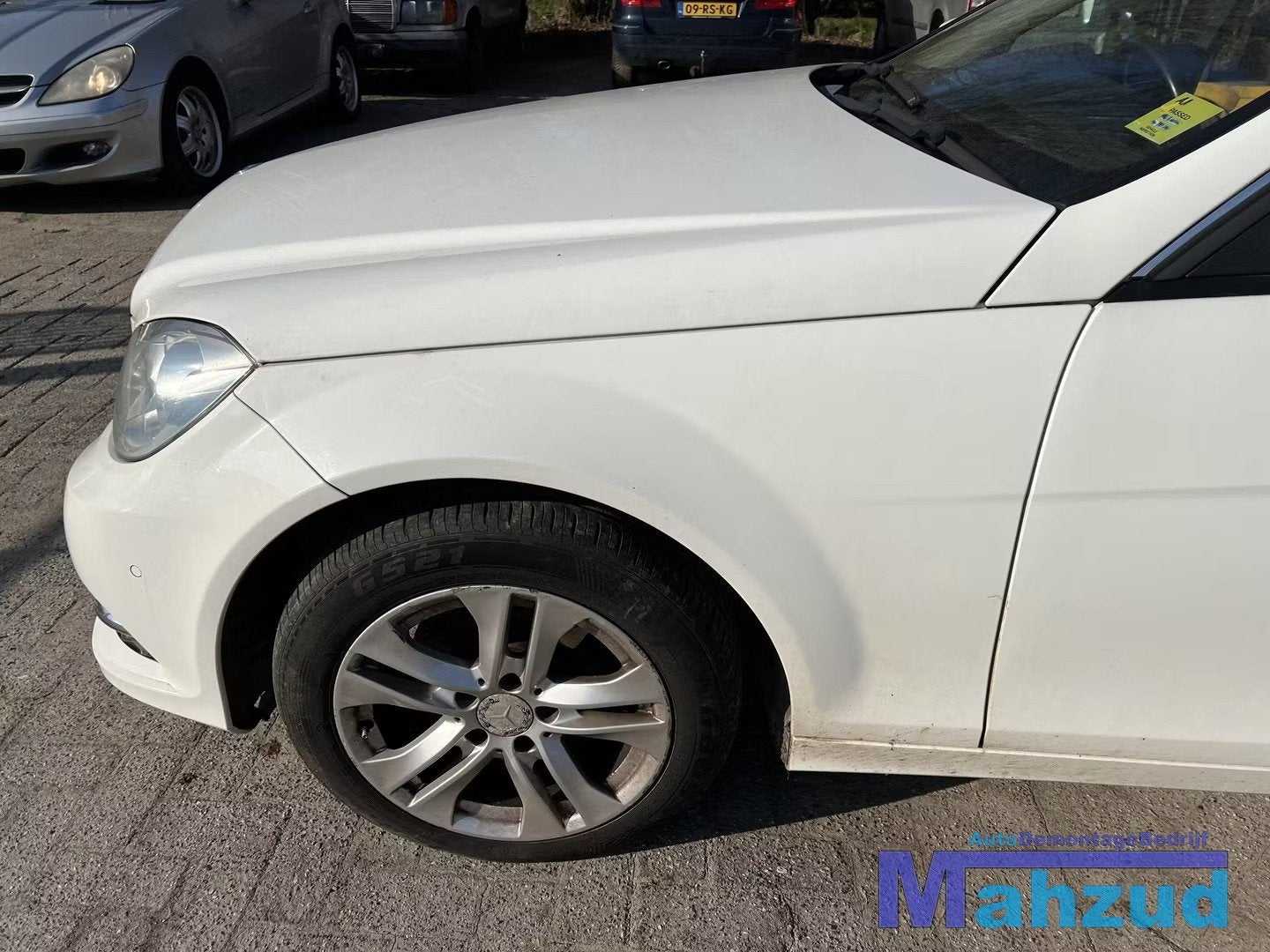 MERCEDES C klasse W204 wit 149 links voorscherm 2011-2014, Gebruikt, Mercedes-Benz AG, Mercedes-Benz, Voor