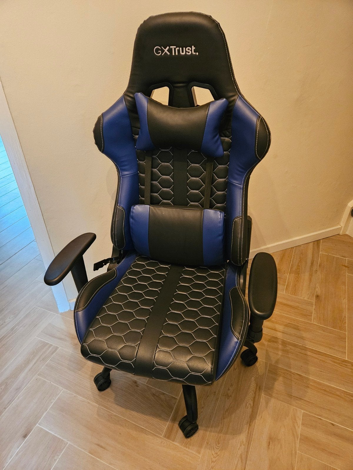 Gamingstoel GX Trust - Zwart/Blauw, Ophalen, Gebruikt, Zwart, Ergonomisch
