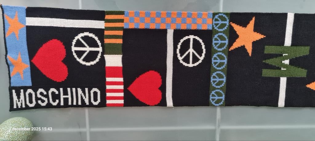 Moschino Sjaal met Peace & Love Design, Maat 46/48 (XL) of groter, Zo goed als nieuw, Sjaal, Moschino