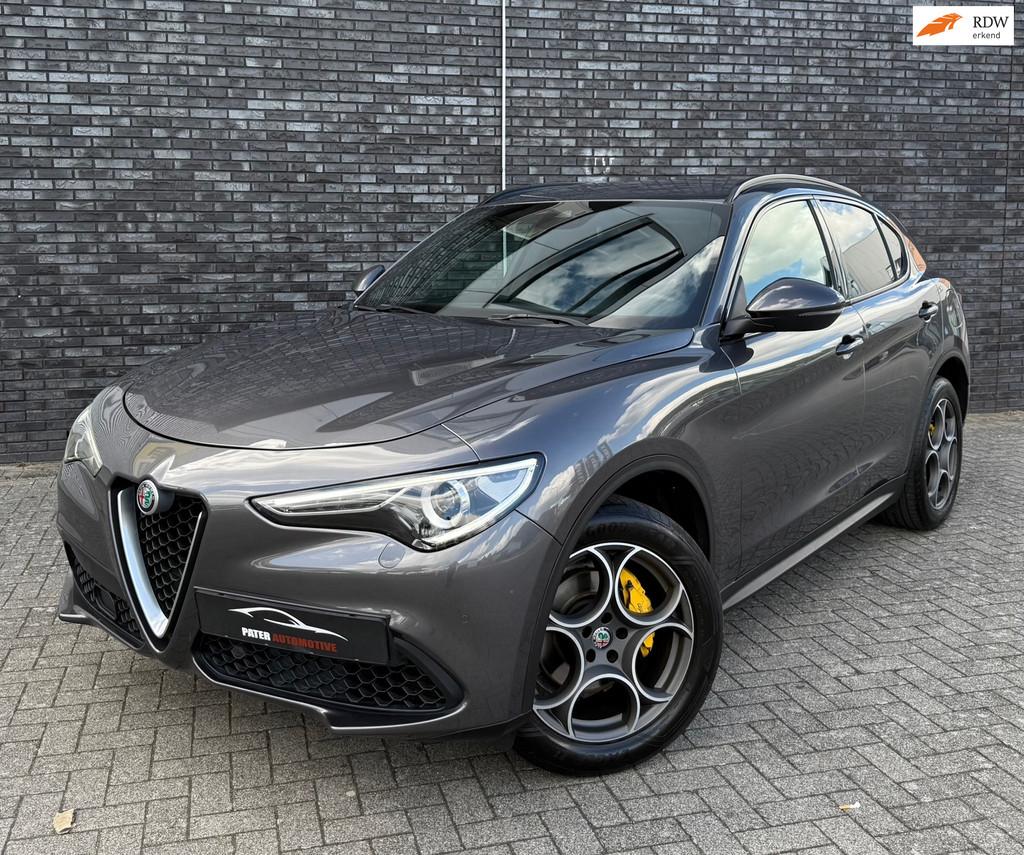 Alfa Romeo Stelvio 2.0 T 280pk AWD Dealer Ondh|2300kg Trekge, Automaat, Zwart, 4 cilinders, Bedrijf