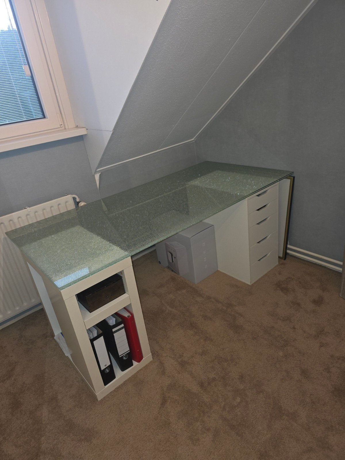 IKEA Linnmon/Alex bureau met glazen blad, Ophalen, Met lades, Gebruikt, IKEA