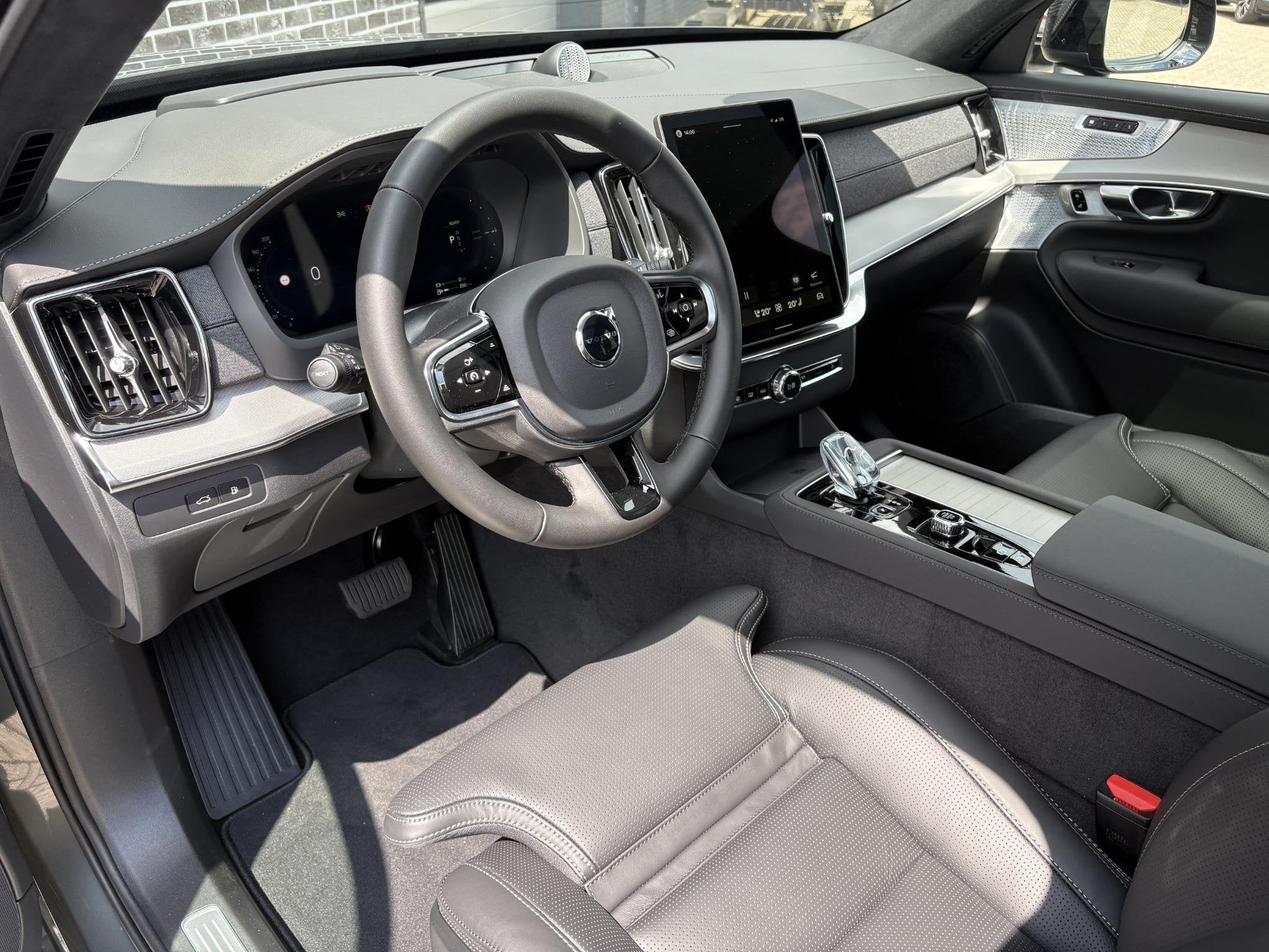Volvo XC90 2.0 T8 Plug-in hybrid AWD Ultra Dark Exec. Ed. |, 12 maanden, Euro 6, SUV of Terreinwagen, Te koop