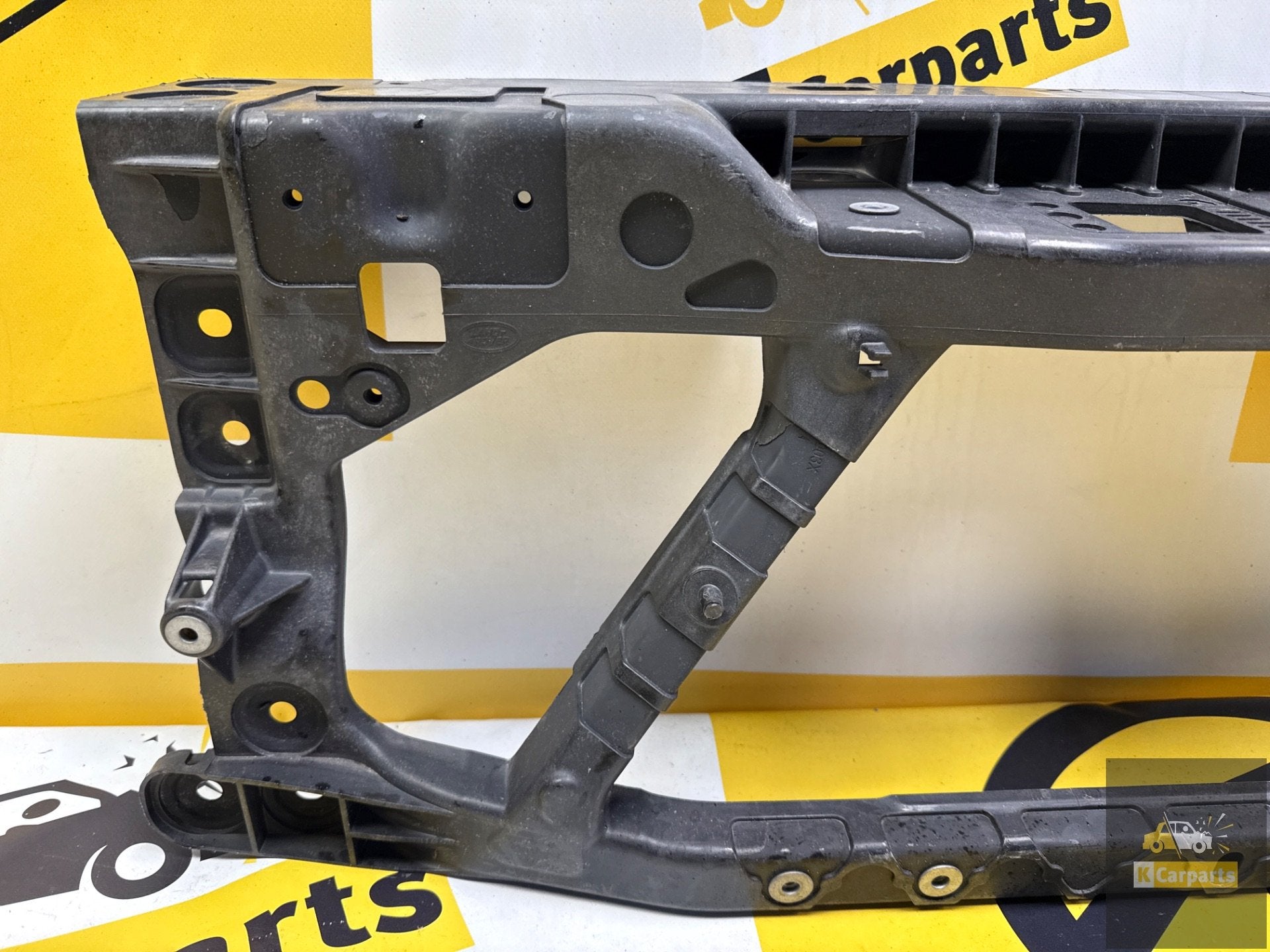 FRONT LAND ROVER DEFENDER L663 VOORFRONT 20-25 L8B2-16E144-A, Auto-onderdelen, Voor, Abbey Road, Whitley 1
CV3 4LF  Coventry, Jaguar Land Rover Limited