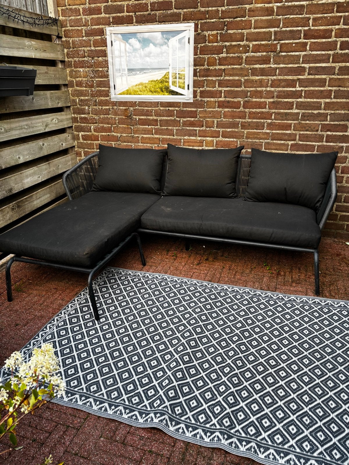 Zwarte loungeset met chaise longue en kussens, Tuin en Terras, Ophalen, Gebruikt, 3 zitplaatsen, Loungeset