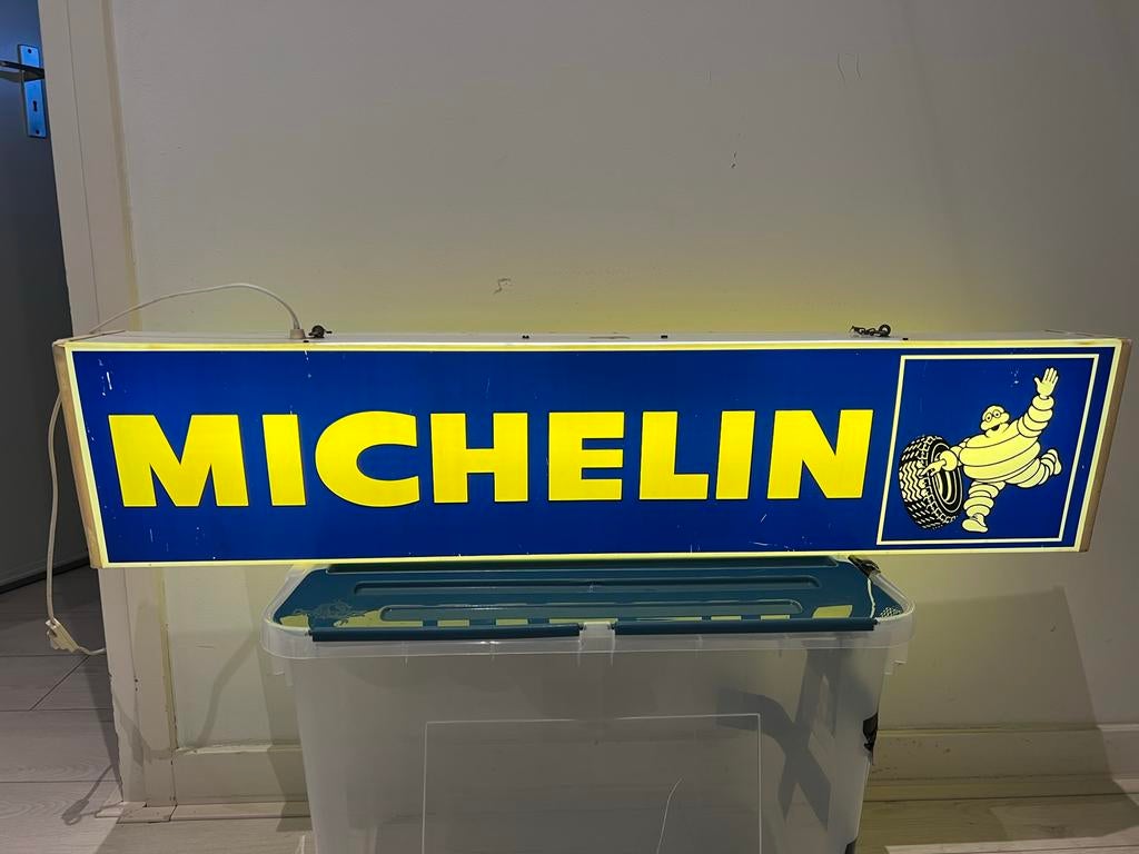 Vintage Michelin Lichtbak Reclamebord Mancave garage emaile, Ophalen of Verzenden, Gebruikt, Lichtbak of (neon) lamp