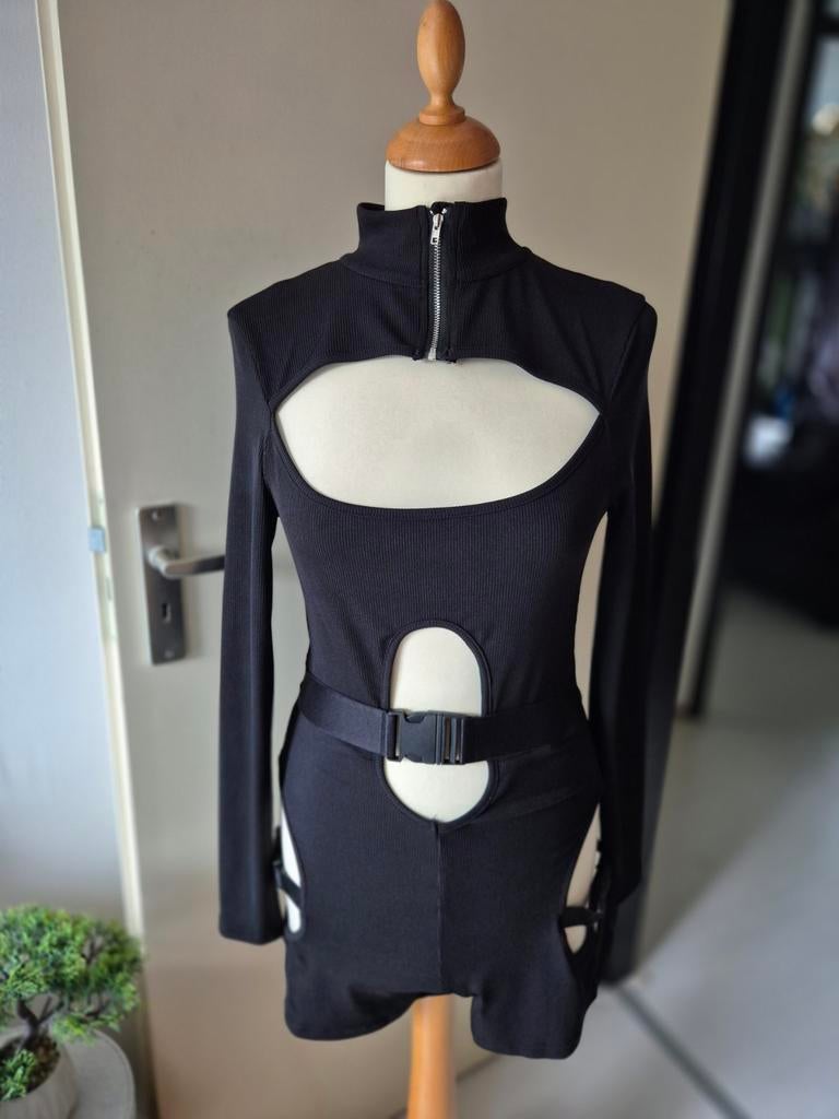 Zwarte Cut-out Body met Gespen & Rits - Techwear / Festival, Maat 38/40 (M), Zwart, Ophalen of Verzenden, Zo goed als nieuw
