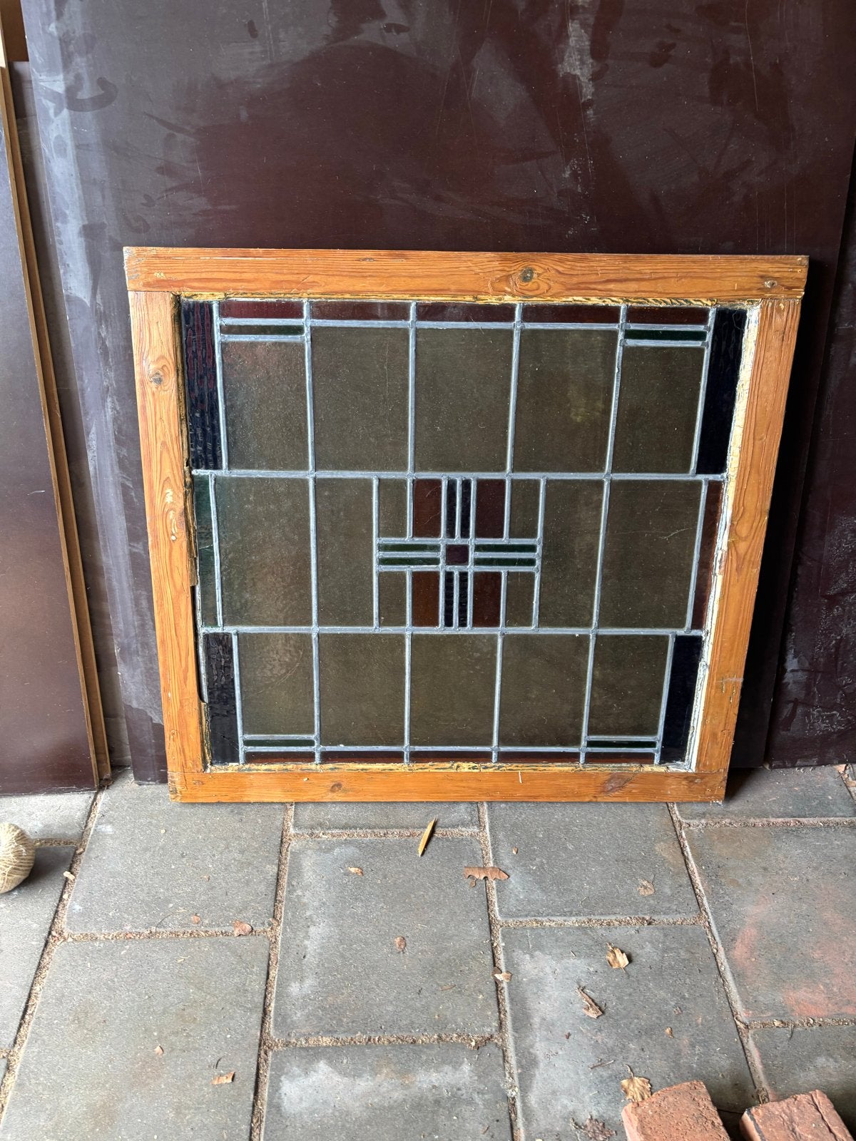 Glas in lood raam met houten kozijn - 86,5 x 80,5 cm, Ophalen, Gebruikt, Minder dan 80 cm, Glas in lood