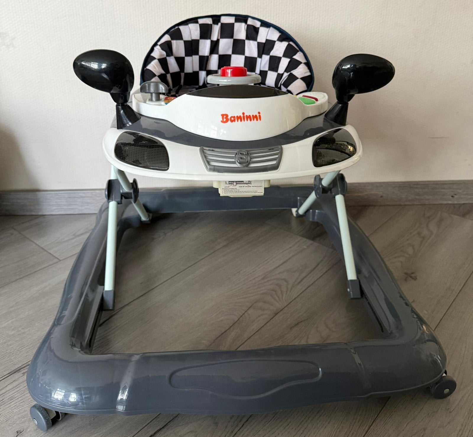 Baninni babywalker loopstoel met activiteitenblad, Kinderen en Baby's, Speelgoed | Babyspeelgoed, Ophalen, Gebruikt, Overige typen
