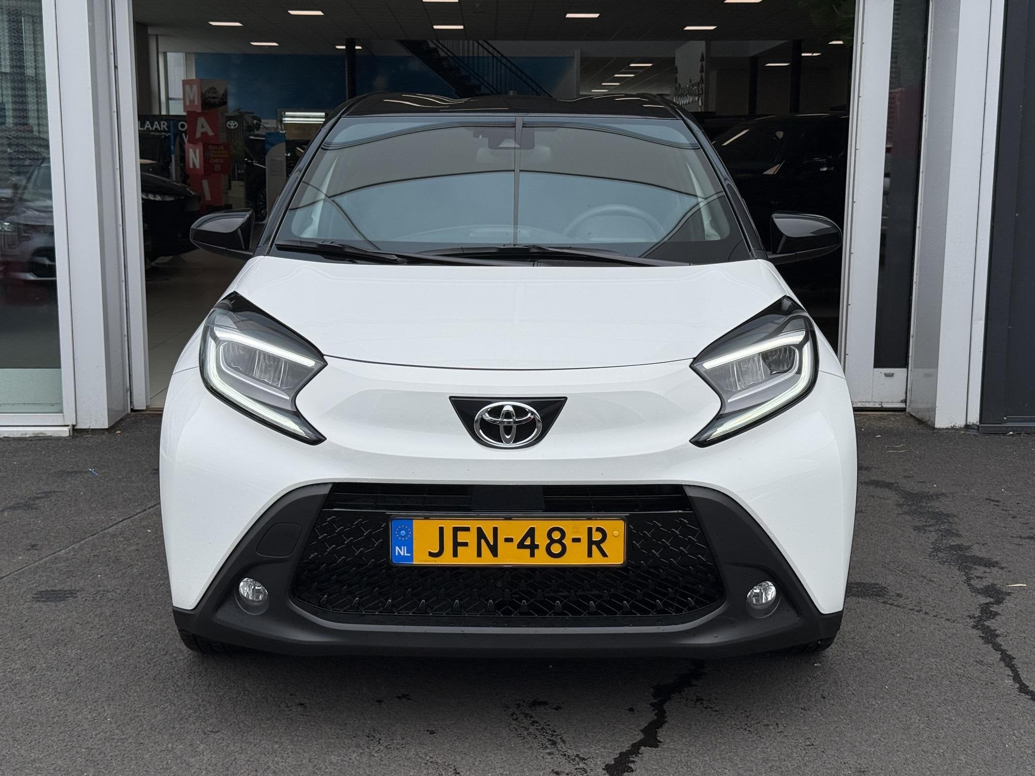 Toyota Aygo X 1.0 VVT-i S-CVT Pulse Automaat NL-auto, Lichtm, Auto's, Stof, Gebruikt, Euro 6, Start-stop-systeem