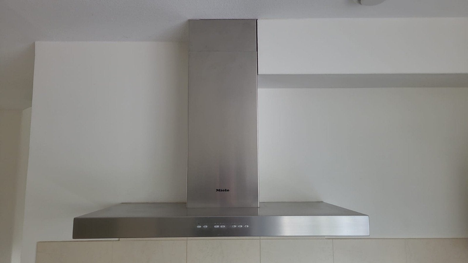 Miele afzuigkap DA429 met uitwasbare metaalfilters, Ophalen, Gebruikt, Wandschouwkap, Vrijstaand