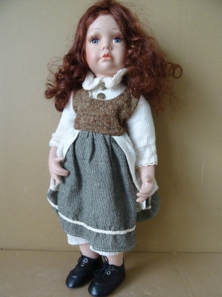 Vintage pop porseleinen pop 50cm pop Leonardo Collection ?, Gebruikt, Ophalen of Verzenden, Onbekend, Pop