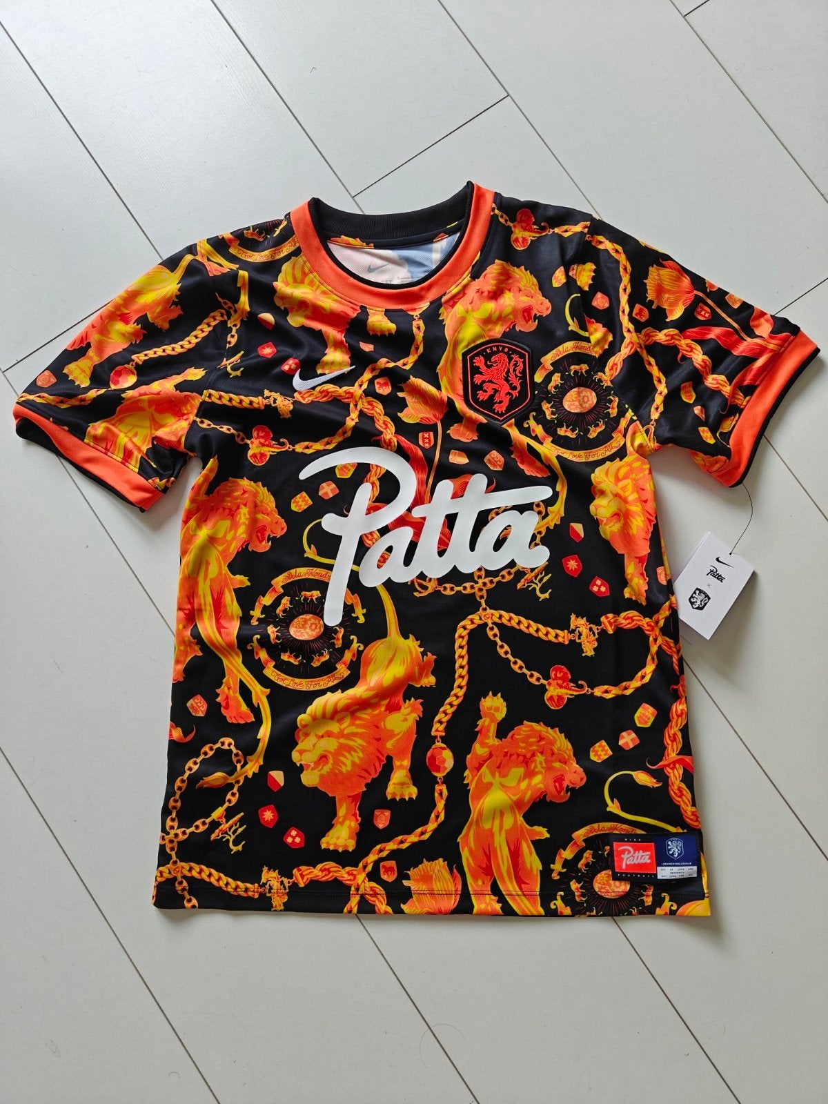 Patta KNVB shirt, Maat M, Ophalen of Verzenden, Nieuw, Shirt