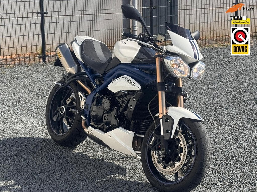 Triumph Speed Triple SE 1050 2013 Arrow Brembo Led Carbon, Motoren, Motoren | Triumph, Triumph Motorcycles Ltd., Bedrijf, 1050 cc