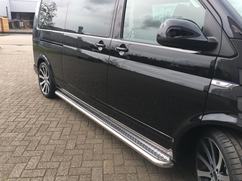 VW T6 Sidebars buis 60 mm met RVS treeplank, Auto-onderdelen, Niet ingevuld, Niet ingevuld, Niet ingevuld