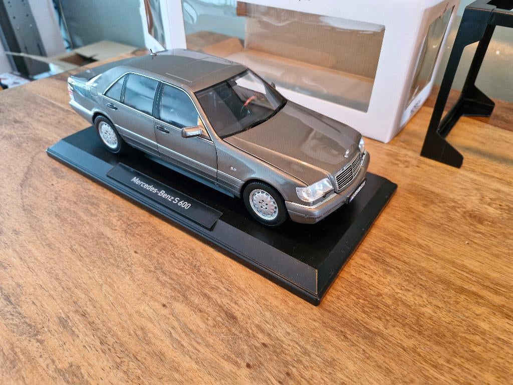 Norev Mercedes S600 w140 1:18, Hobby en Vrije tijd, Modelauto's | 1:18, Ophalen of Verzenden, Zo goed als nieuw, Auto, Norev