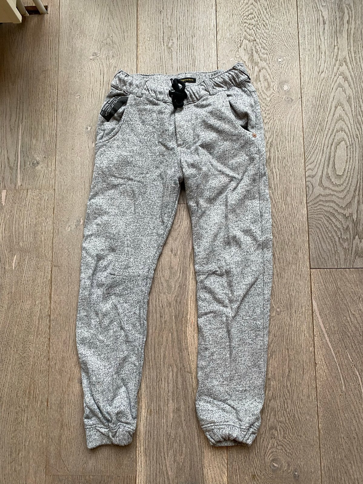 Vingino Joggingbroek Grijs Gemêleerd, Kinderen en Baby's, Ophalen of Verzenden, Zo goed als nieuw, Jongen, Broek