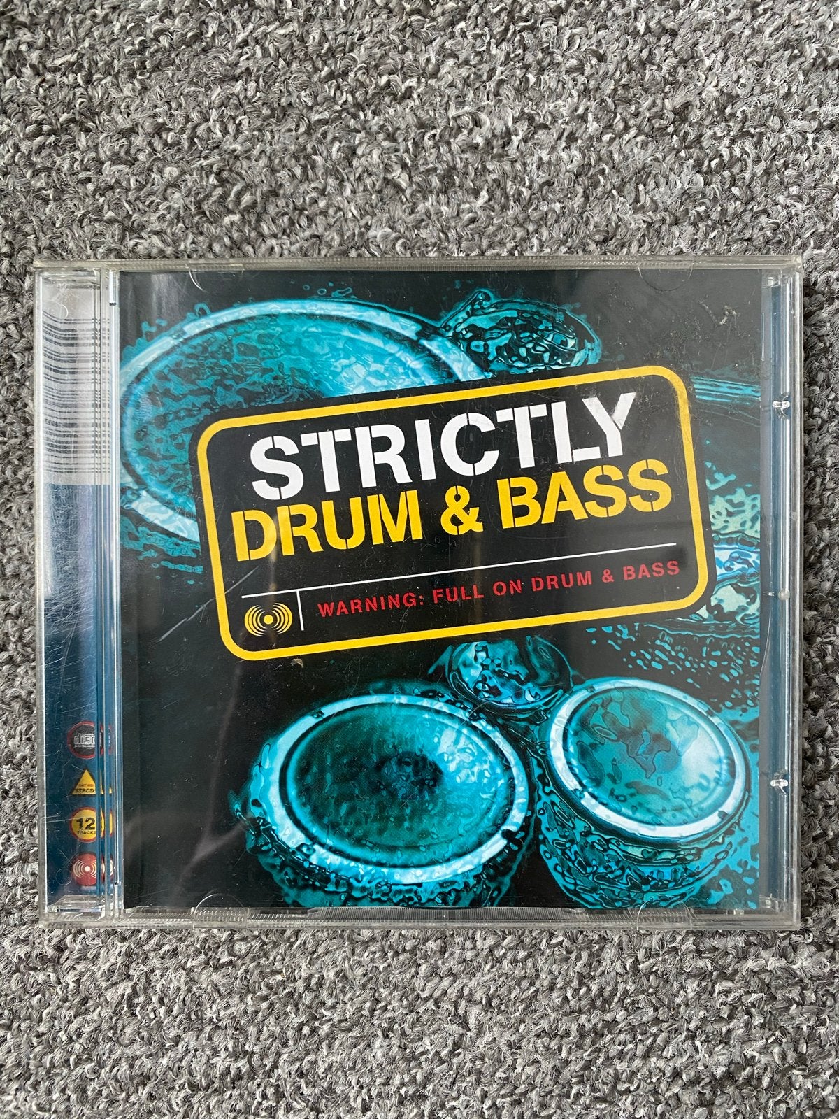 Strictly Drum & Bass CD - Full On Drum & Bass, Cd's en Dvd's, Ophalen, Zo goed als nieuw, Drum and bass, Album