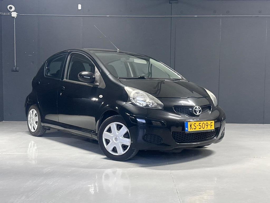 Toyota Aygo 1.0 | 2010 | 5-deurs | Airco | Elektrische ramen, Auto's, Voorwielaandrijving, Gebruikt, Alcantara, Bedrijf