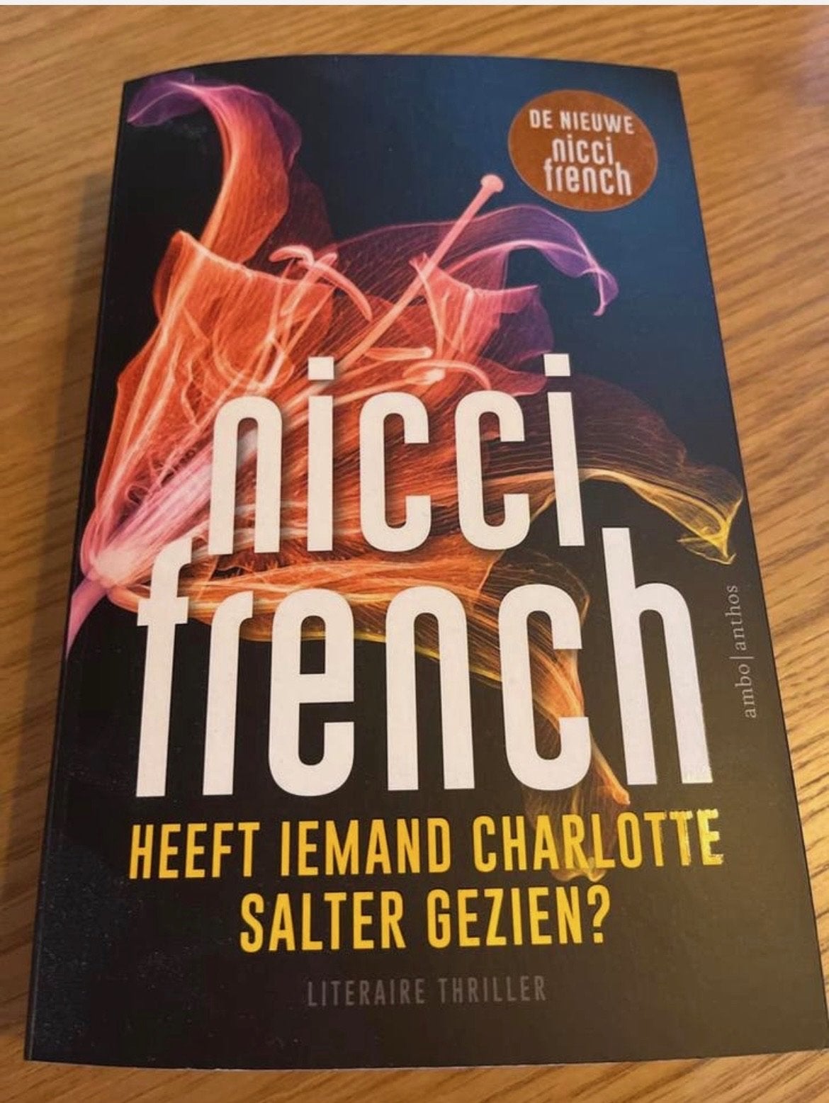 Nicci French - Heeft iemand Charlotte Salter gezien?, Ophalen of Verzenden, Gelezen, Europa overig