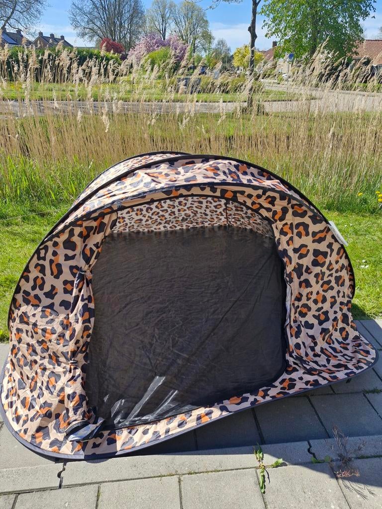 Pop-up tent luipaardprint - Snel op te zetten, Ophalen, Zo goed als nieuw, Tot en met 2