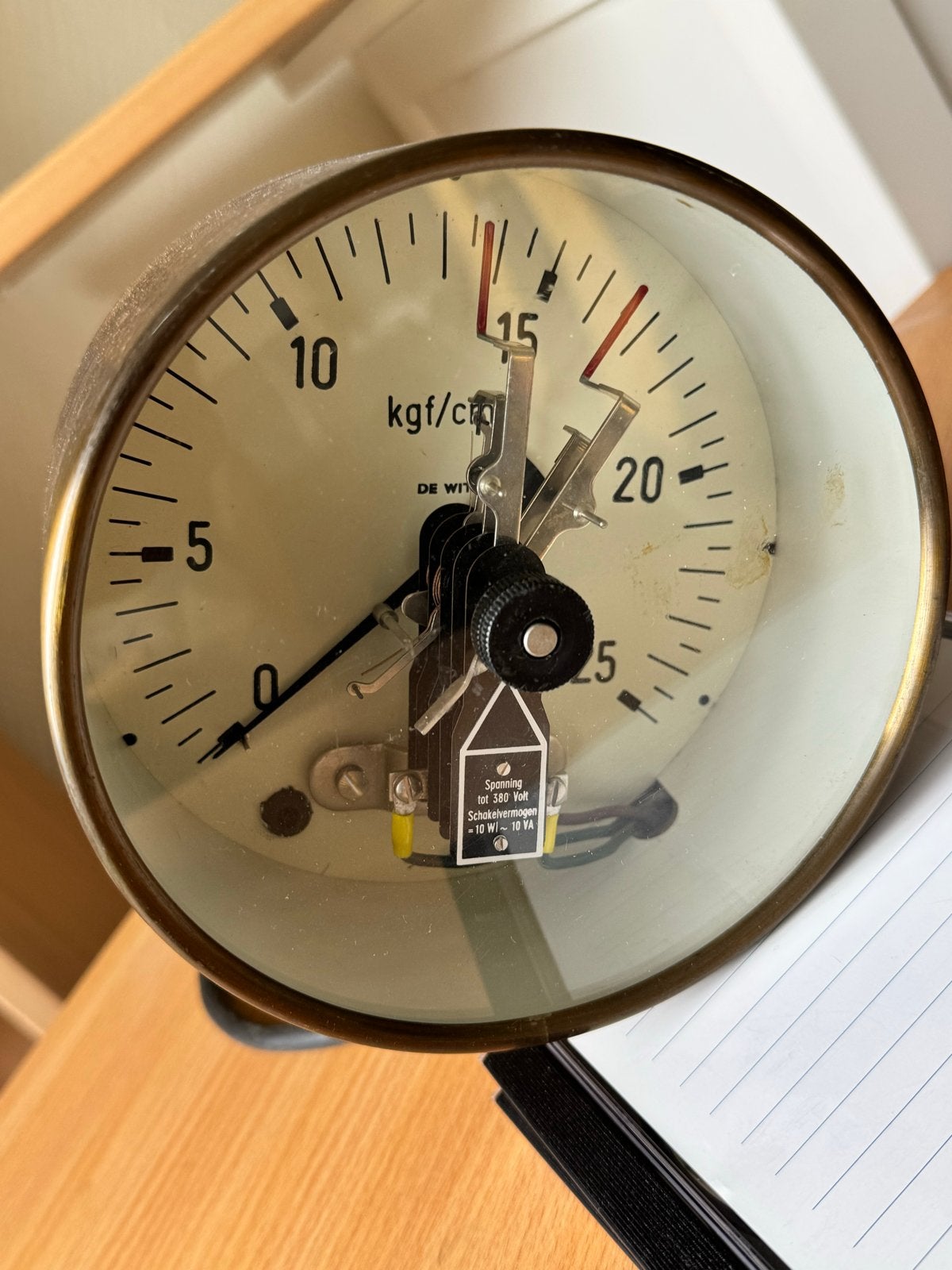 Aanbieding! Authentieke Luchtdrukmeter - Werkplaats/Showroom, Ophalen