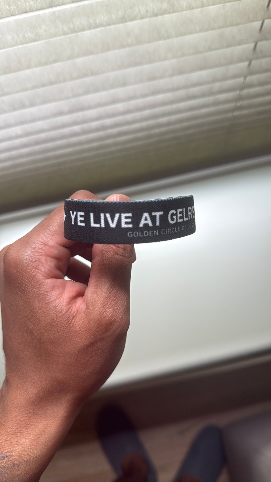 Golden Circle Ye LIve Gelredome Wristband, Ophalen of Verzenden, Zo goed als nieuw, Zonnebank enkelzijdig, Minder dan 10 lampen