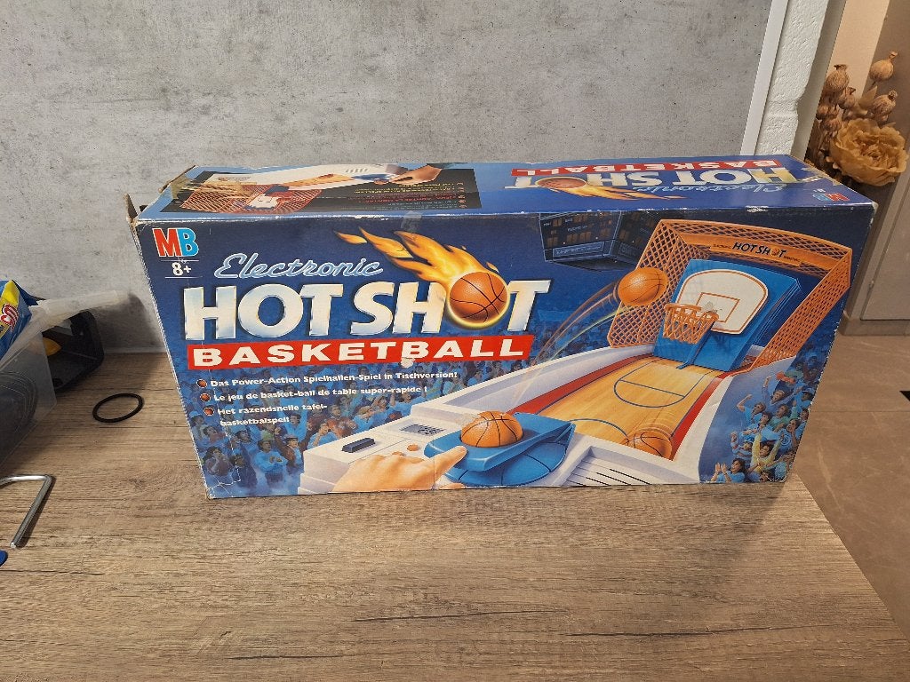 Vintage MB Electronic Basketball compleet in doos uit 1990, Ophalen of Verzenden, Ring, Bord of Paal