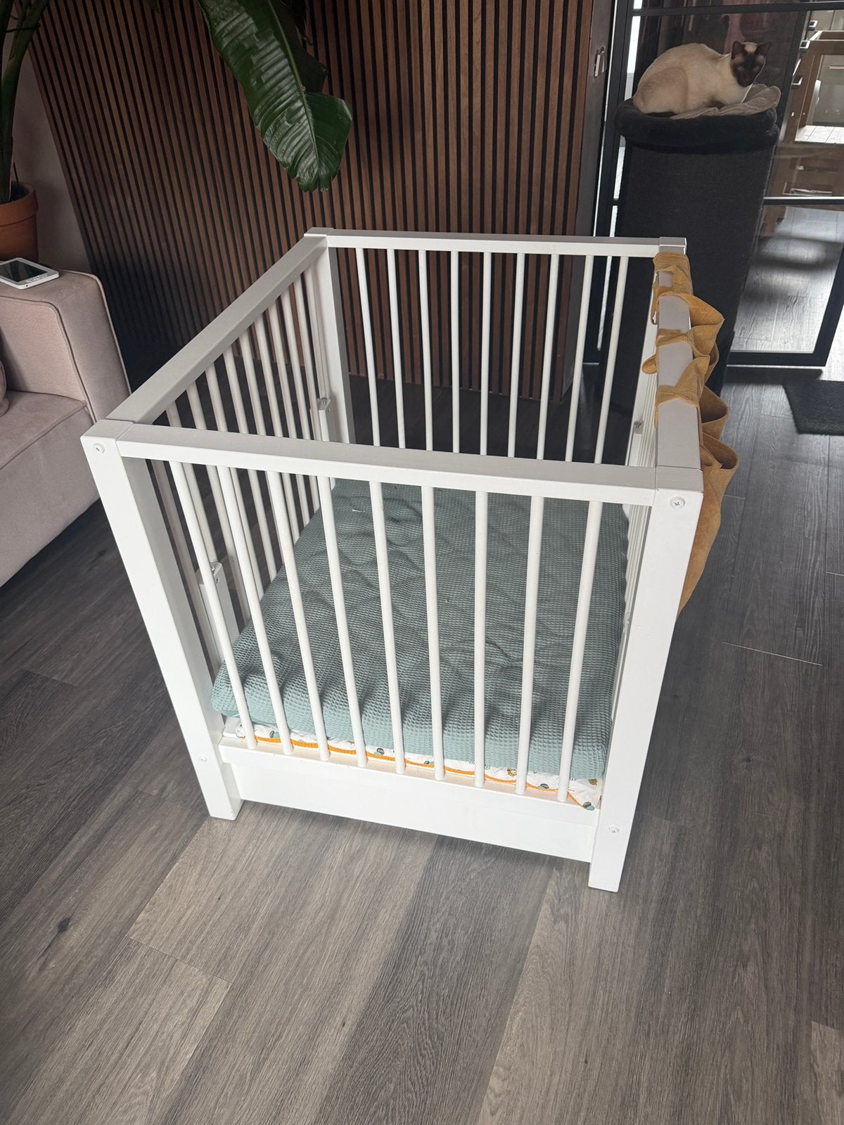 Wit baby box met laden + accesoires, Kinderen en Baby's, Ophalen, Zo goed als nieuw, Rond, Lade