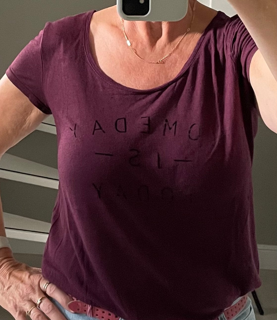 HEMA Bordeaux T-shirt Maat S met opdruk, Kleding | Dames, Ophalen of Verzenden, Korte mouw, Maat 36 (S), Gedragen
