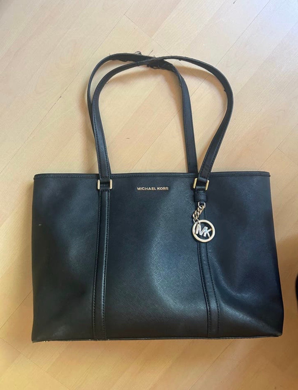 Micheal kors handtas/schooltas, Sieraden, Tassen en Uiterlijk, Tassen | Damestassen, Ophalen of Verzenden, Zo goed als nieuw, Zwart