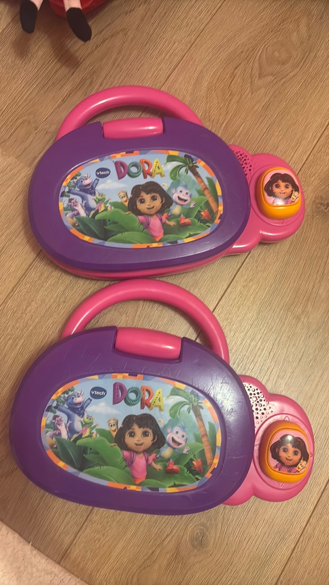 Dora vtech laptop - prijs is voor 2 stuks, Kinderen en Baby's, Ophalen, Zo goed als nieuw