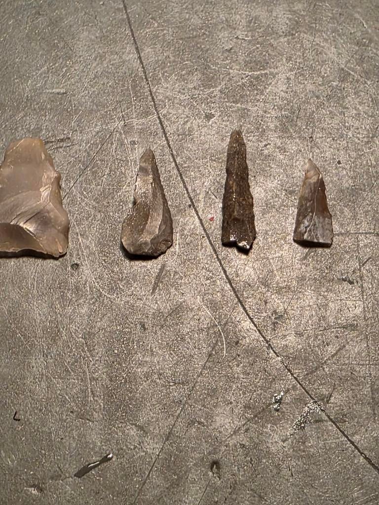 Pijlpuntjes werktuigen kootwijk, Verzamelen, Mineralen en Fossielen, Ophalen of Verzenden