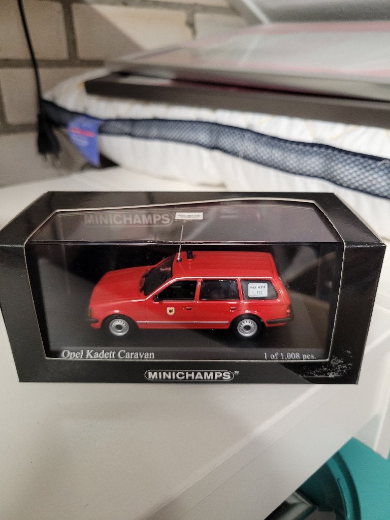 opel kadett d minichamps 1:43 feuerwehr dortmund, Ophalen of Verzenden, Zo goed als nieuw, Auto, MiniChamps
