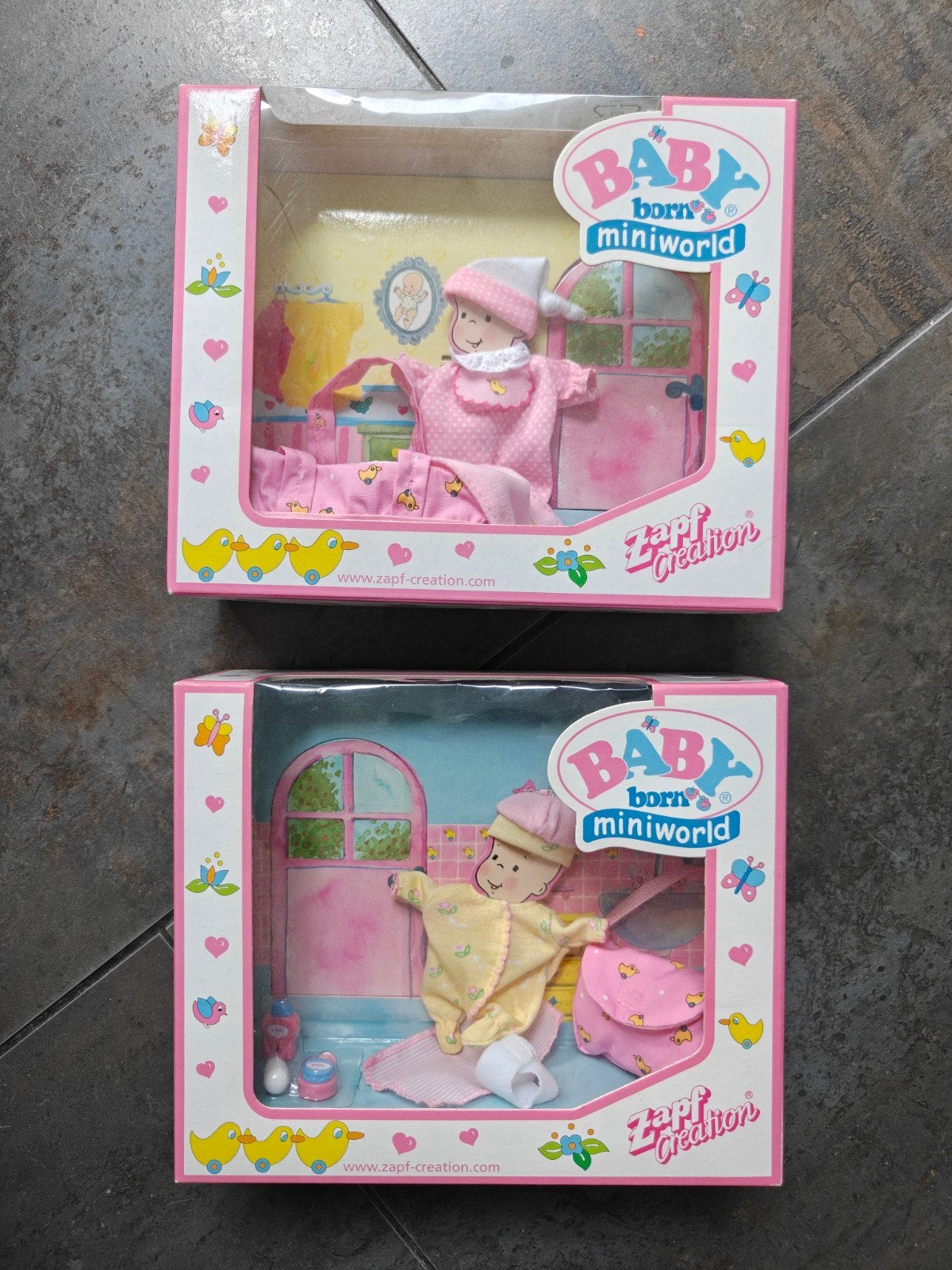 Vintage Baby Born Miniworld kleding set in verpakking, Ophalen of Verzenden
