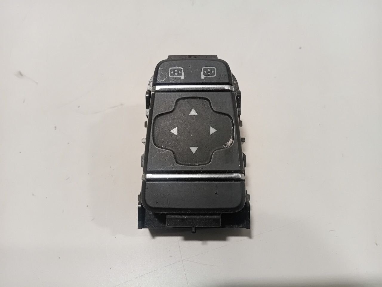 Schakelaar elektrisch spiegels Renault Captur, Onderdelen@venauto.nl, Van der Ven Autorecycling B.V., Gebruikt, Ettenseweg 76, 4706 PB Roosendaal, The Netherlands