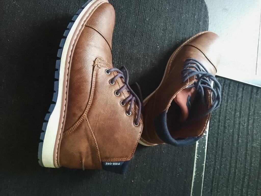 mannen schoenen, Bruin, Overige typen, Ophalen of Verzenden, Zo goed als nieuw