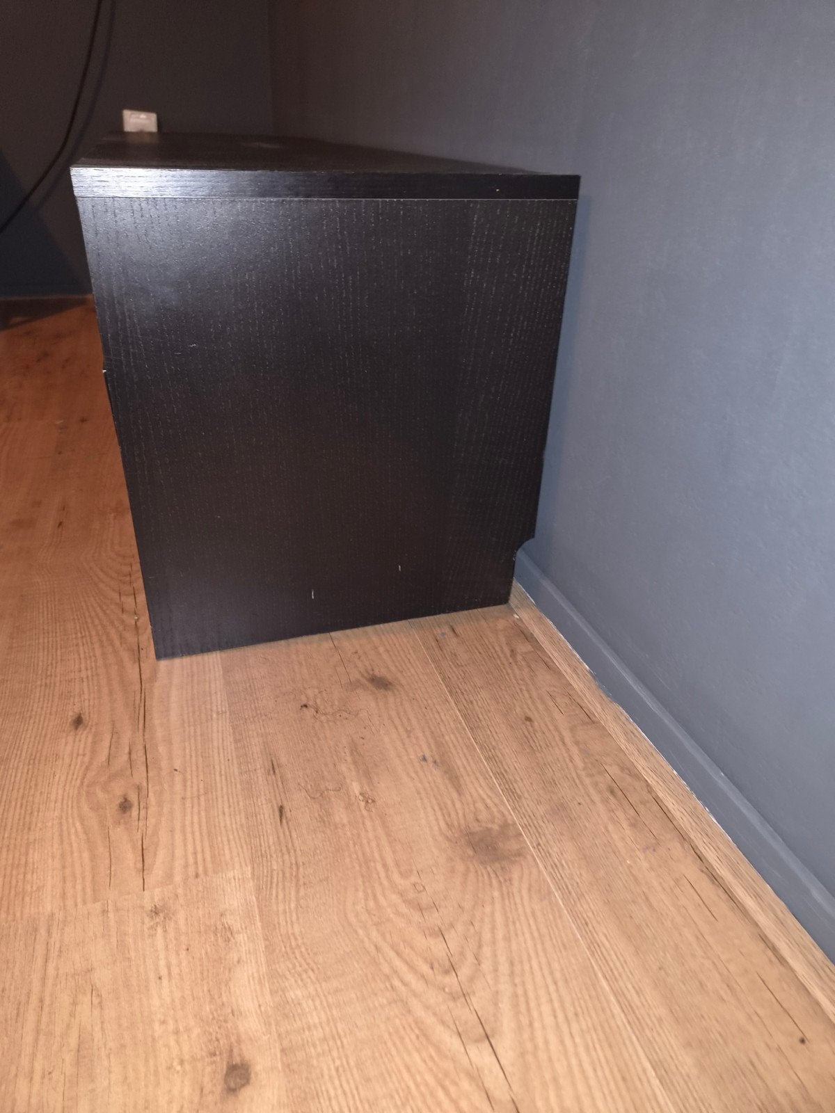 IKEA BENNO tv-meubel zwartbruin - lades aandacht nodig, Huis en Inrichting, Ophalen, Gebruikt, 100 tot 150 cm, Minder dan 100 cm
