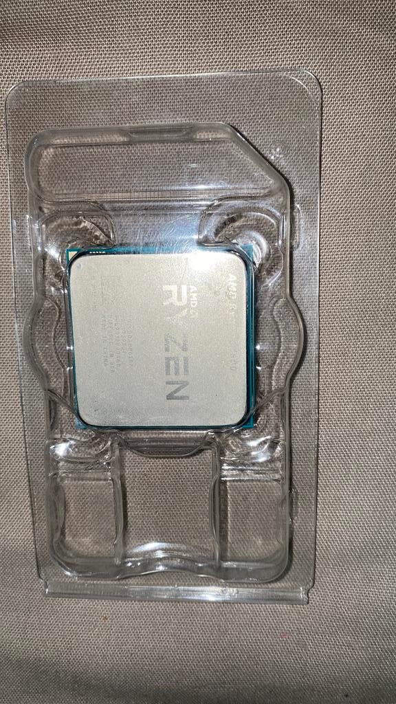 AMD Ryzen processor – goede staat, Ophalen of Verzenden, Zo goed als nieuw, 3 tot 4 Ghz