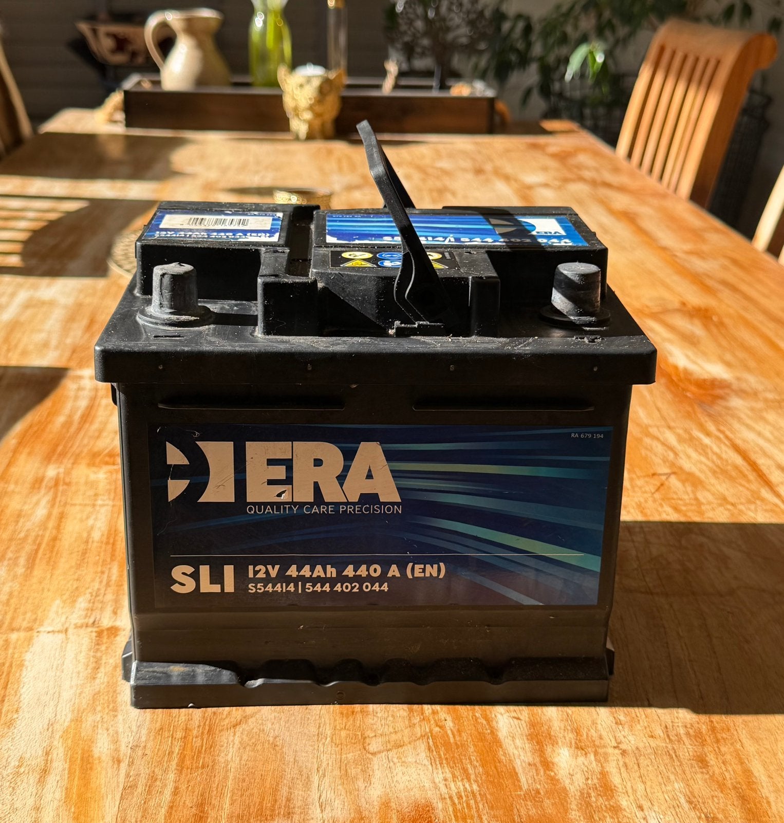 Auto-accu ERA 12V 44Ah – 440A, Auto-onderdelen, Gebruikt
