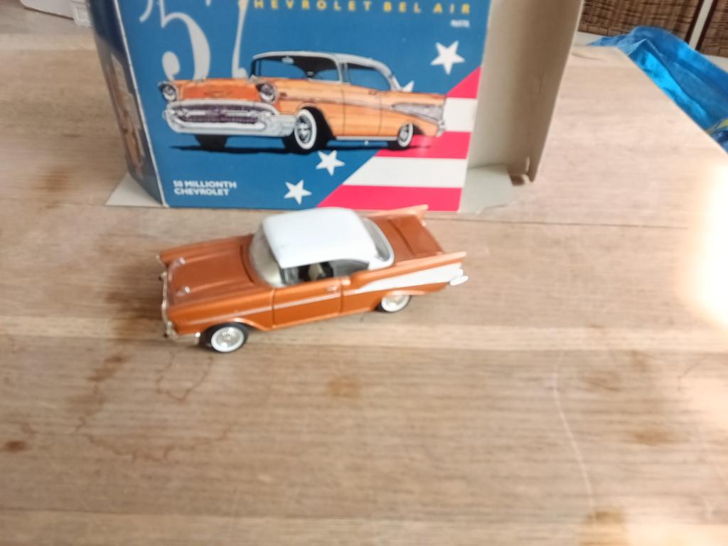 Corgi '57 Chevrolet Bel Air - 50 Millionth Chevrolet, Ophalen of Verzenden