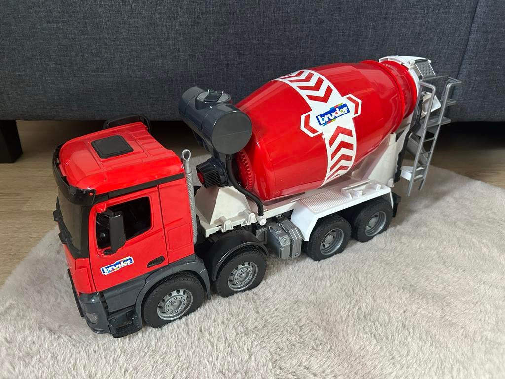 Grote Bruder cementwagen 58 cm! - Speelgoed betonmixer, Kinderen en Baby's, Speelgoed | Speelgoedvoertuigen, Ophalen, Zo goed als nieuw