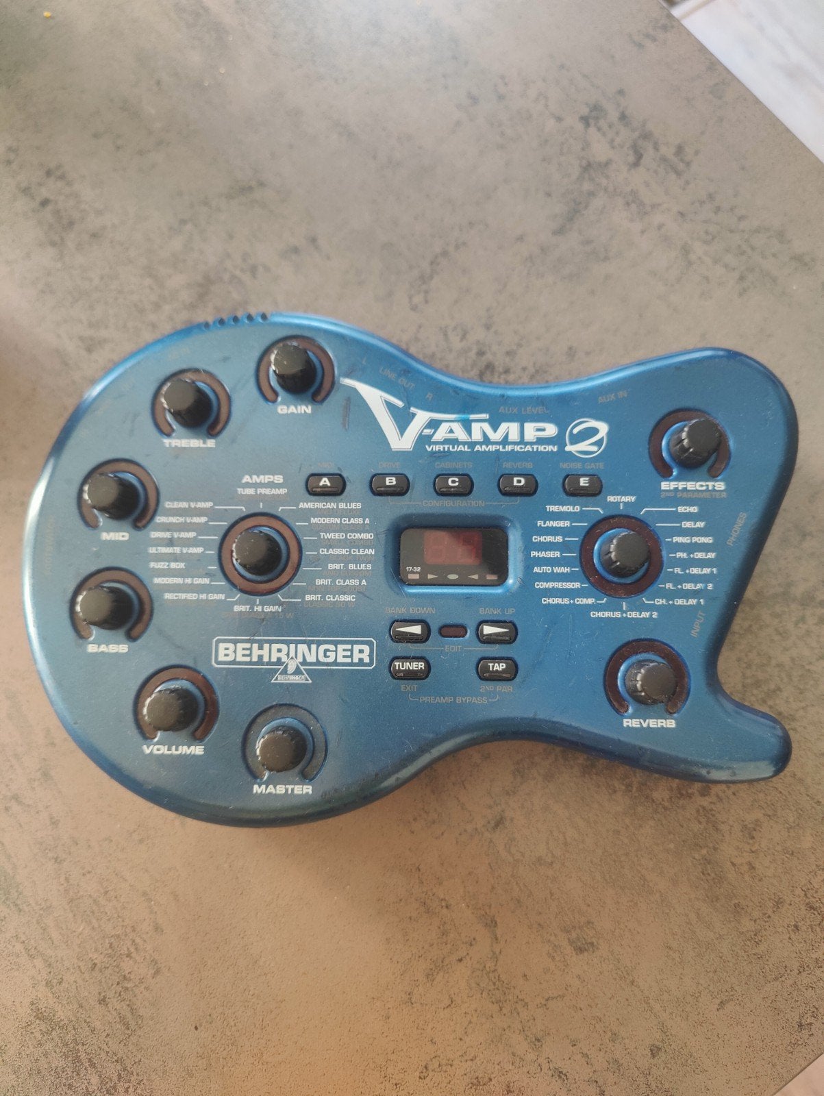 Behringer V-AMP 2 Virtuele Gitaarversterker/Multi-effect, Muziek en Instrumenten, Effecten, Ophalen of Verzenden, Gebruikt, Delay of Echo