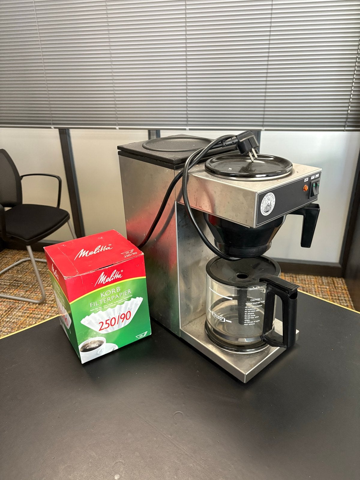 Alex Meijer & Co Koffiebranderij Koffiezetapparaat, Witgoed en Apparatuur, Koffiezetapparaten, Gebruikt, 10 kopjes of meer, Koffiemachine