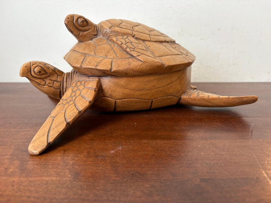 Houtsnijwerk schildpad met baby schildpad bali Indonesië, Houtsnijwerk, Ophalen of Verzenden, Handgemaakt, 20 - 50 cm