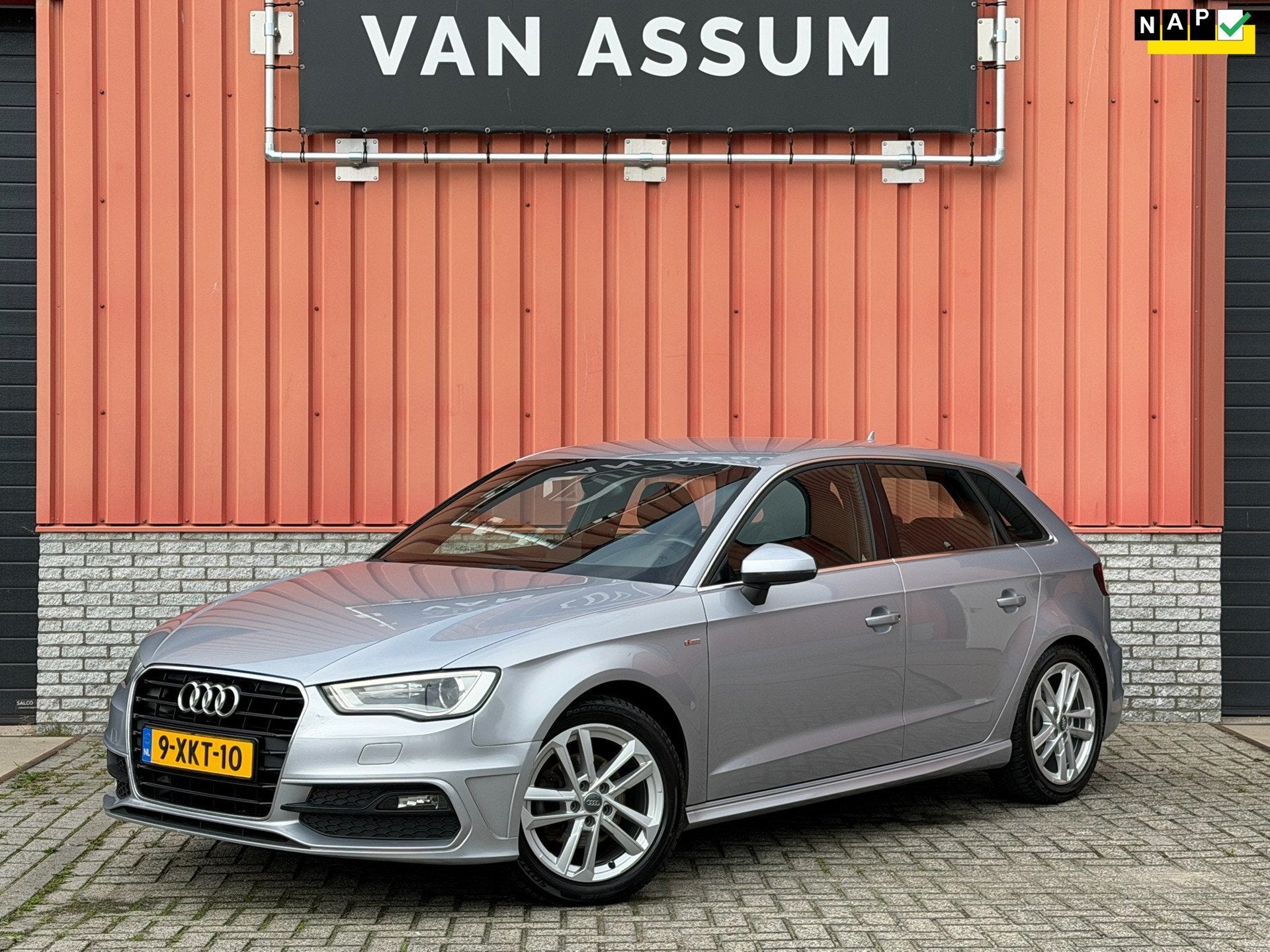 Audi A3 Sportback 1.2 TFSI 3 x S-Line Cruise Navi BT NAP, Auto's, Audi, Gebruikt, 4 cilinders, Leder en Stof, Origineel Nederlands