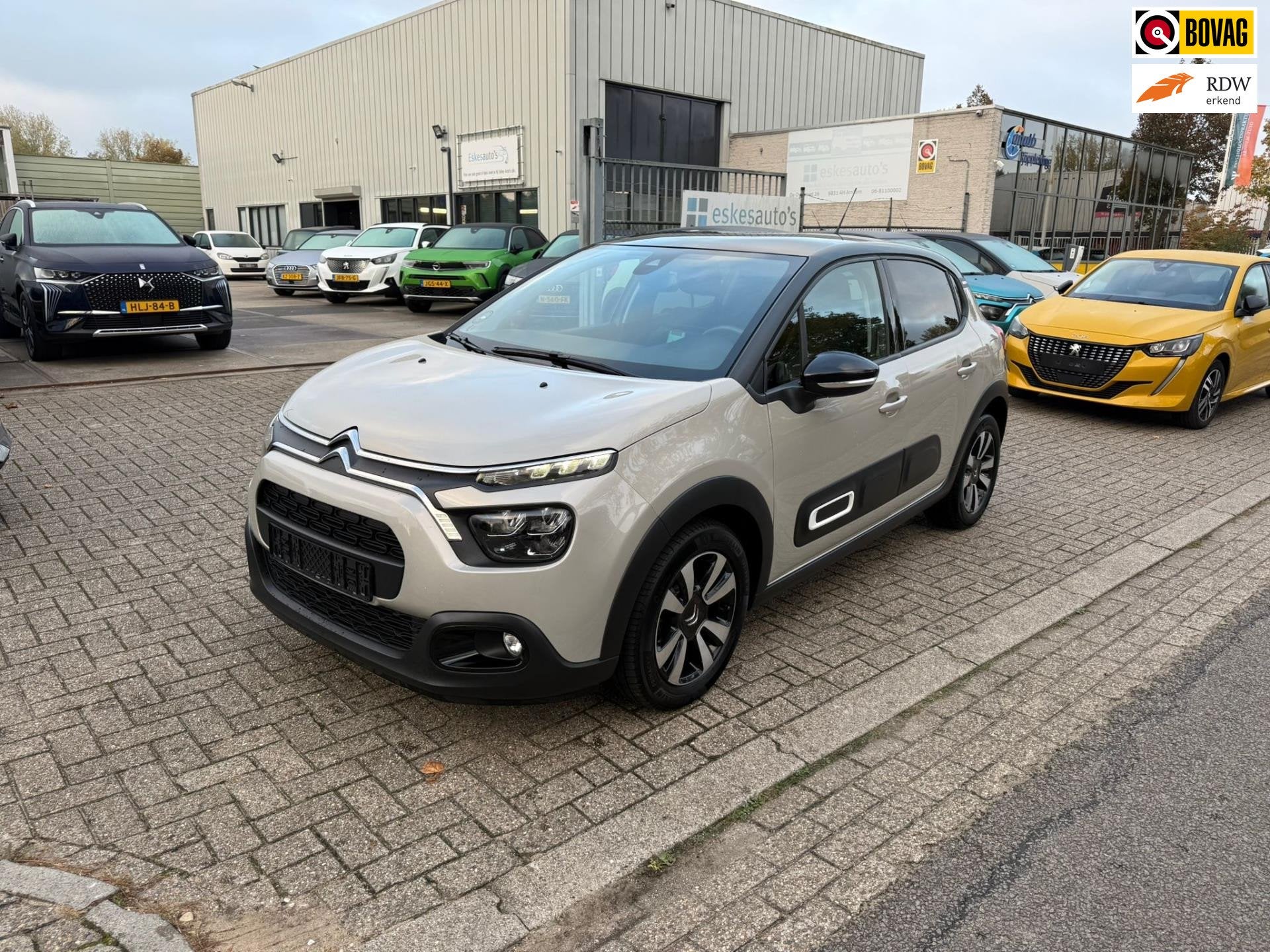 Citroen C3 1.2 PureTech Feel, Facelift, Navi Dealer auto, Auto's, Voorwielaandrijving, Gebruikt, 1199 cc, 450 kg